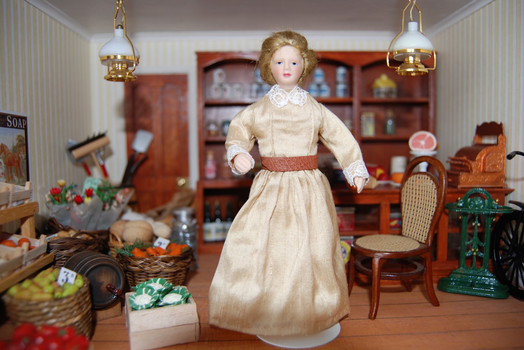 dolls house photograph 16